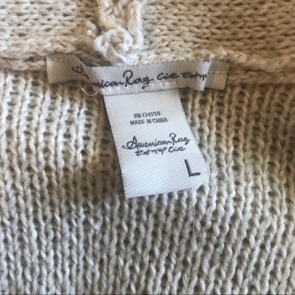 American Rag Cream Sweater - Picture 3 of 6